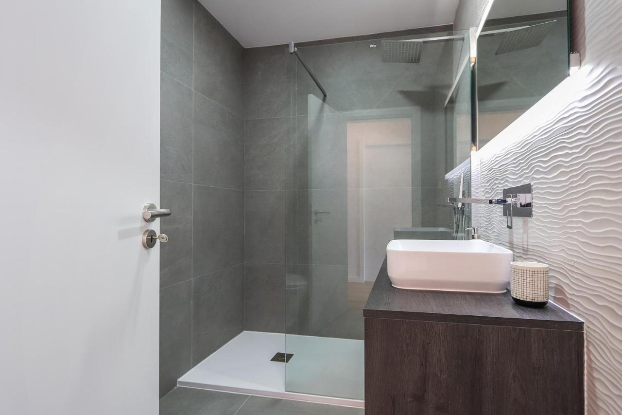 Vita Portucale ! Costa Da Caparica Sunny Design Apartment Luaran gambar