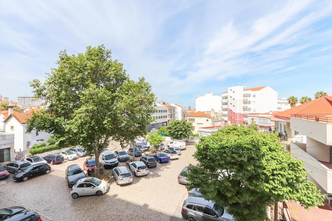 Vita Portucale ! Costa Da Caparica Sunny Design Apartment Luaran gambar