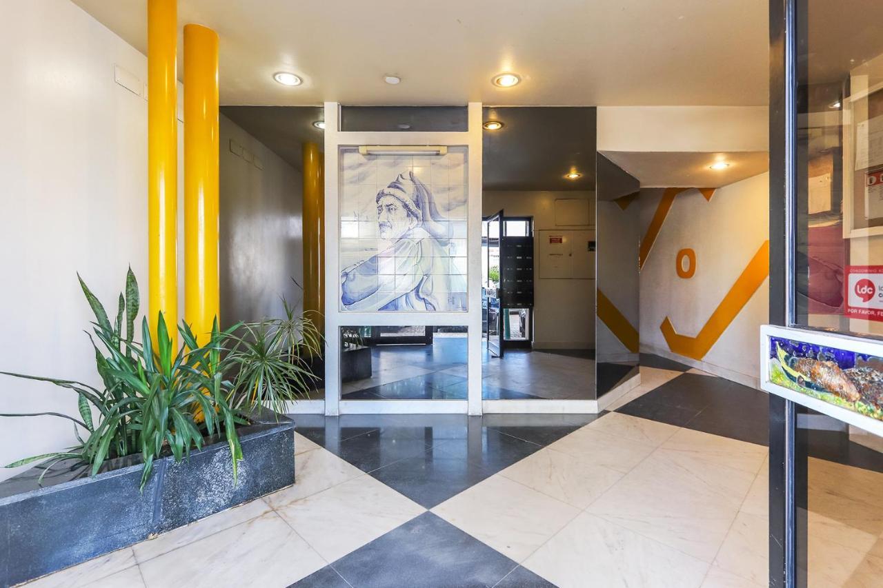 Vita Portucale ! Costa Da Caparica Sunny Design Apartment Luaran gambar