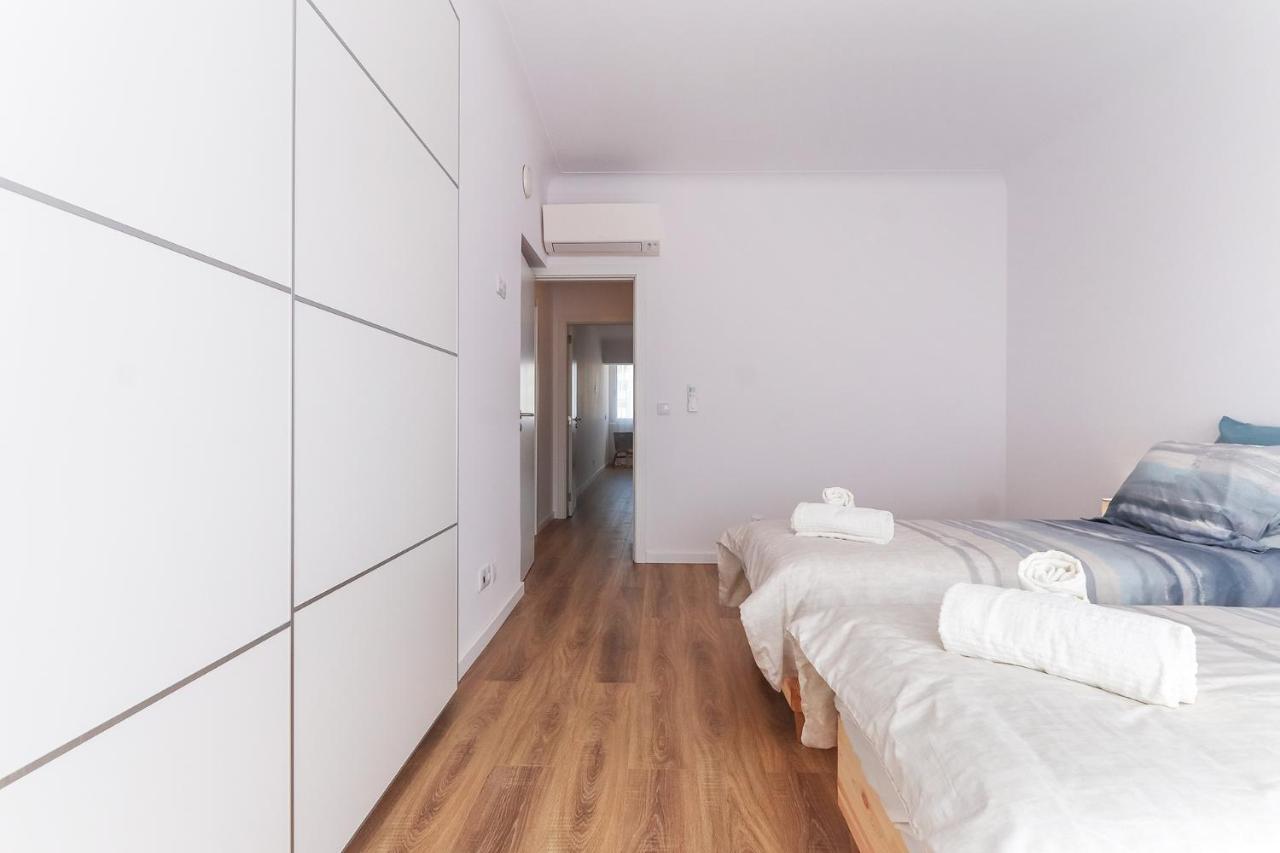 Vita Portucale ! Costa Da Caparica Sunny Design Apartment Luaran gambar